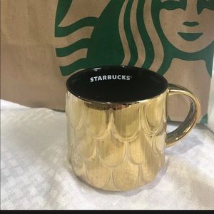 ~Starbucks~ Gold Shiny Mug~14 Oz~2019 Holiday~